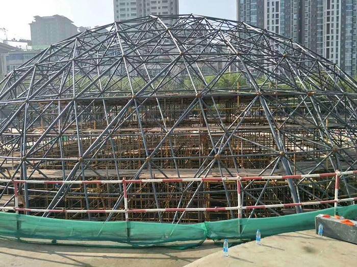 密山球形网架钢结构施工